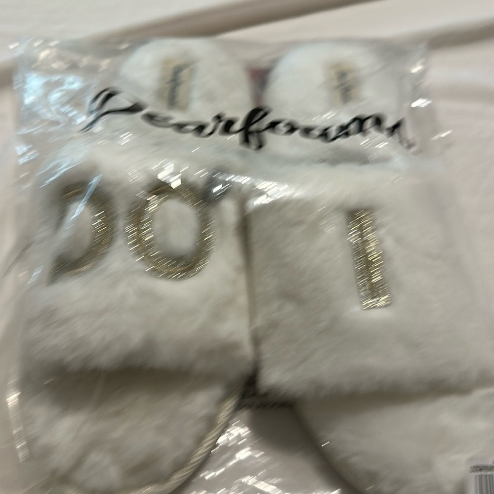 I do fizzy slippers